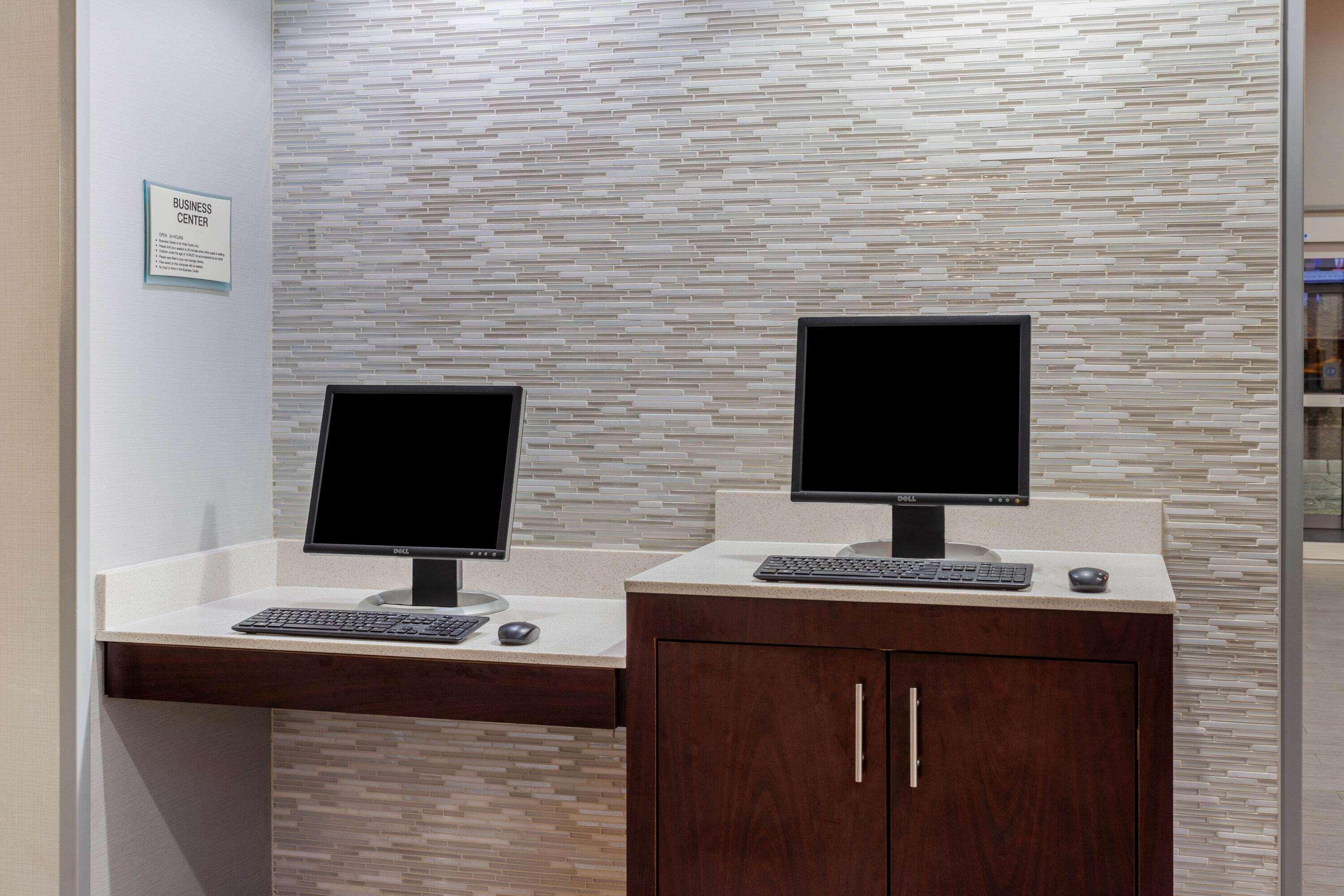La Quinta By Wyndham Rockford Hotel Luaran gambar