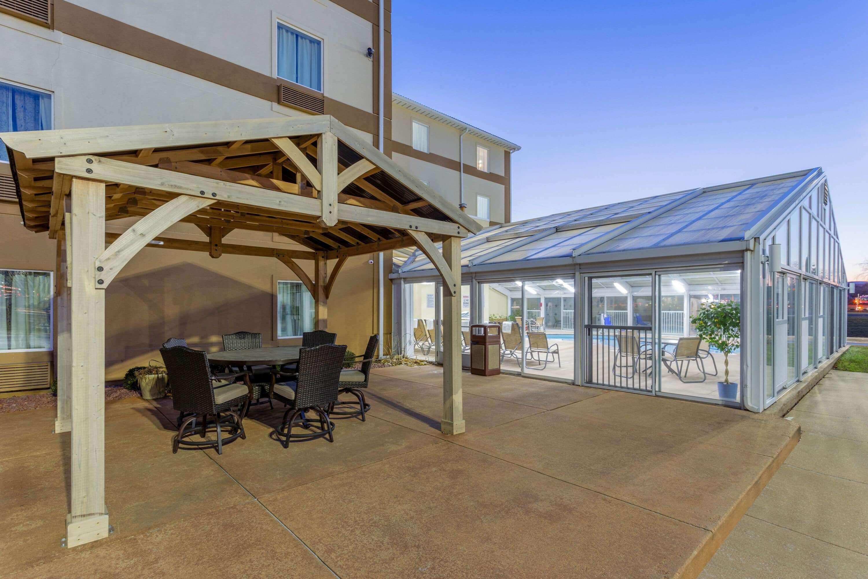La Quinta By Wyndham Rockford Hotel Luaran gambar