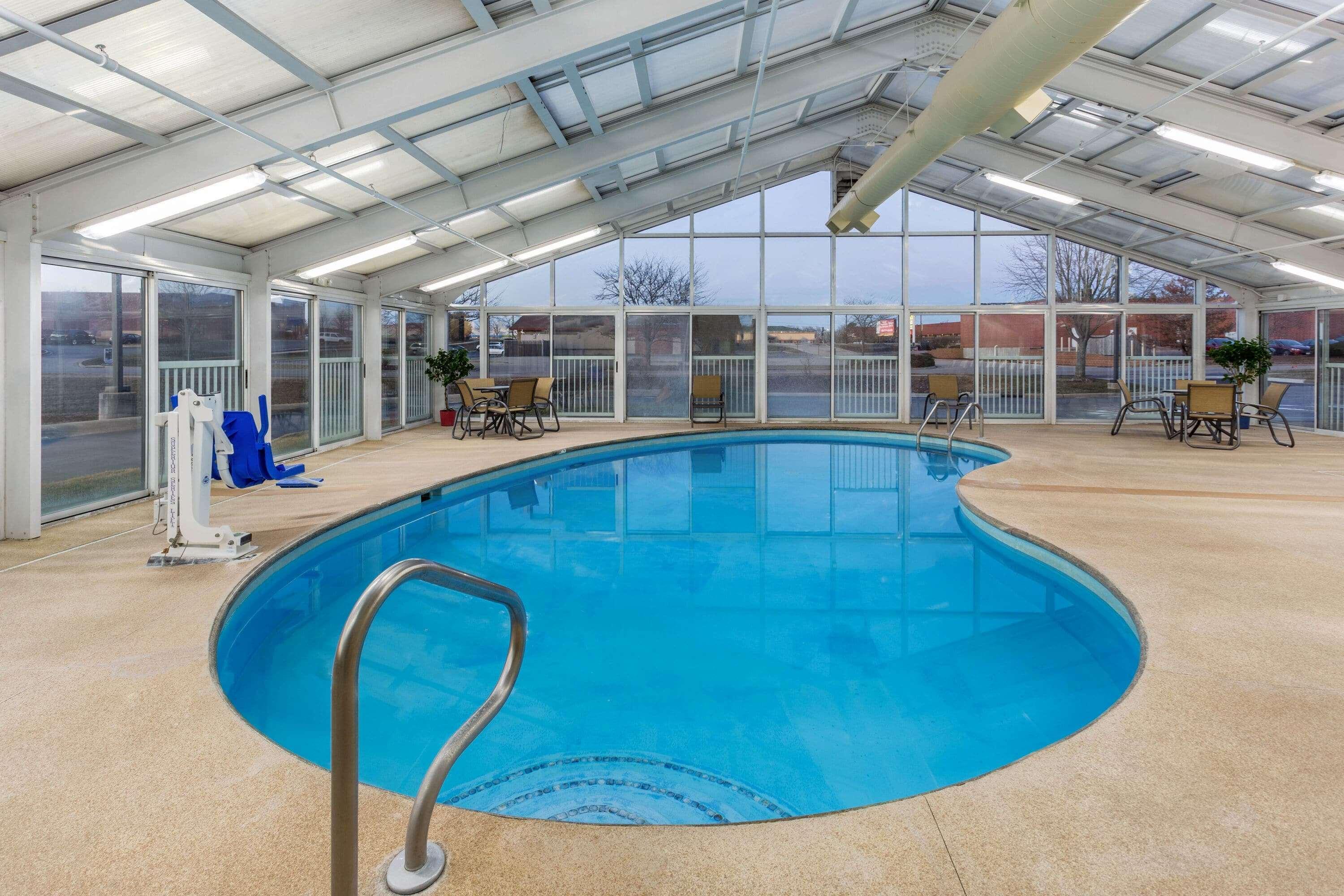 La Quinta By Wyndham Rockford Hotel Luaran gambar