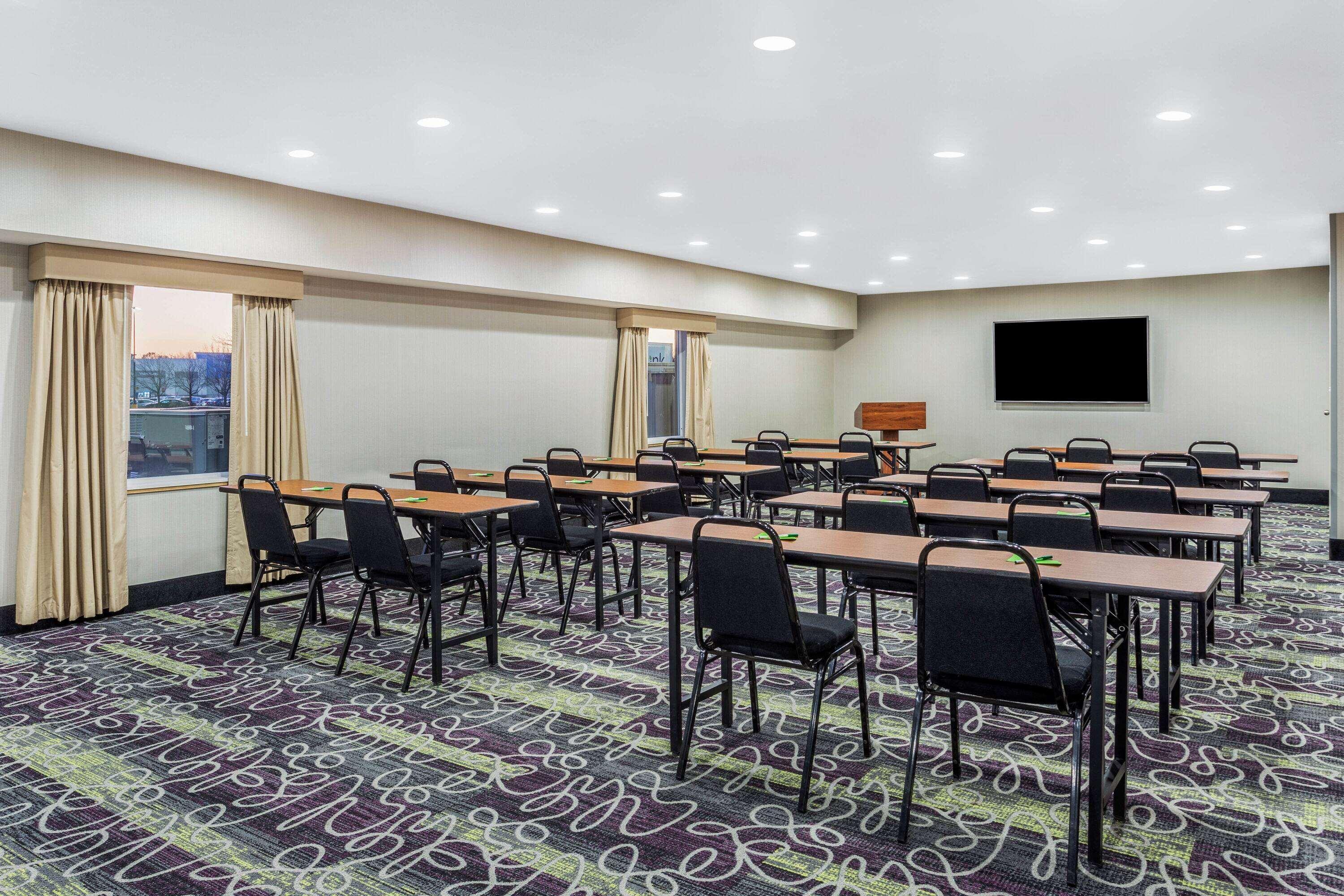 La Quinta By Wyndham Rockford Hotel Luaran gambar