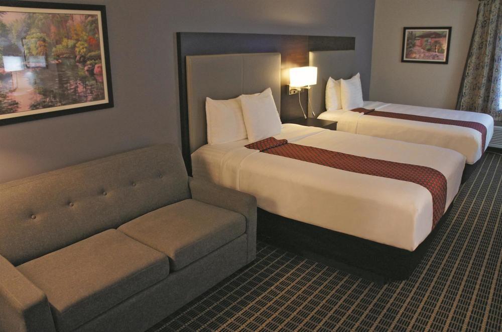 La Quinta By Wyndham Rockford Hotel Luaran gambar